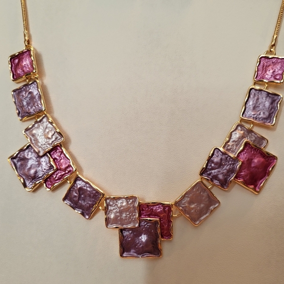 🩷 3/$152-piece square necklace & earring set in gold, purple & fuchsia NWOT - Picture 2 of 3
